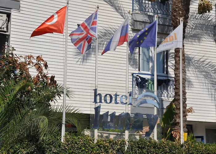 Hotel Lunay Antalya, Türkiye