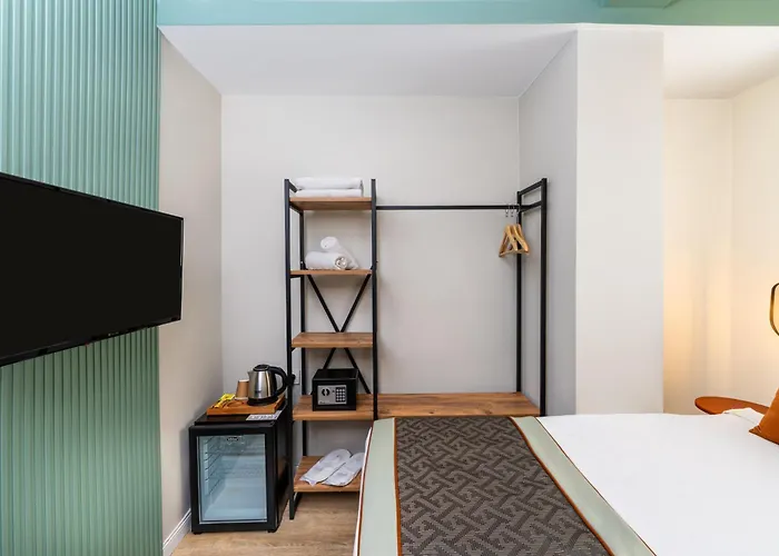 Echinus Lara Hotel