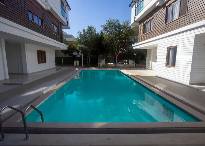 Lara Breeze Homes