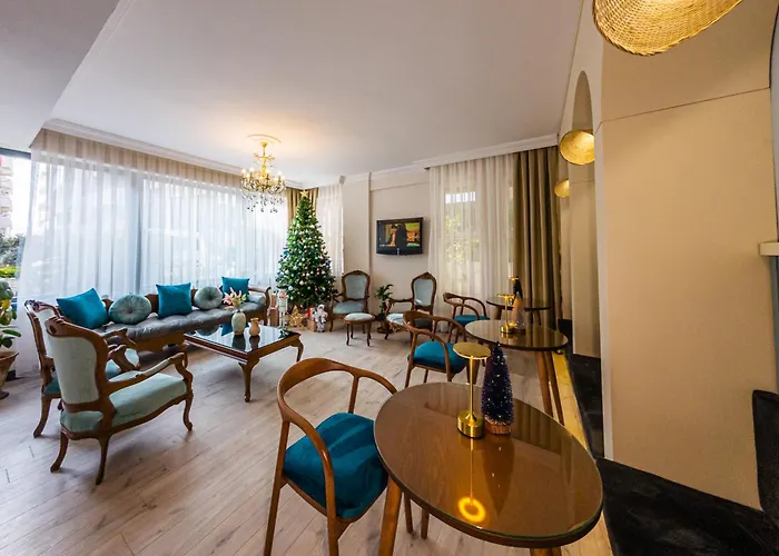 Triana Hotel